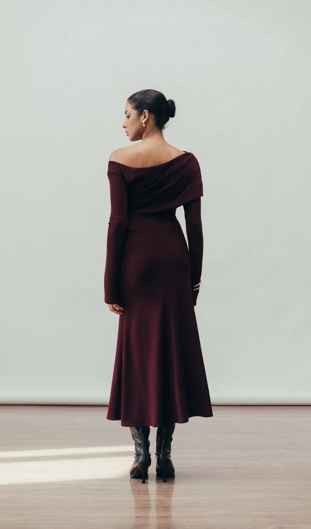 Aria Draped maxi Dress in burgundy