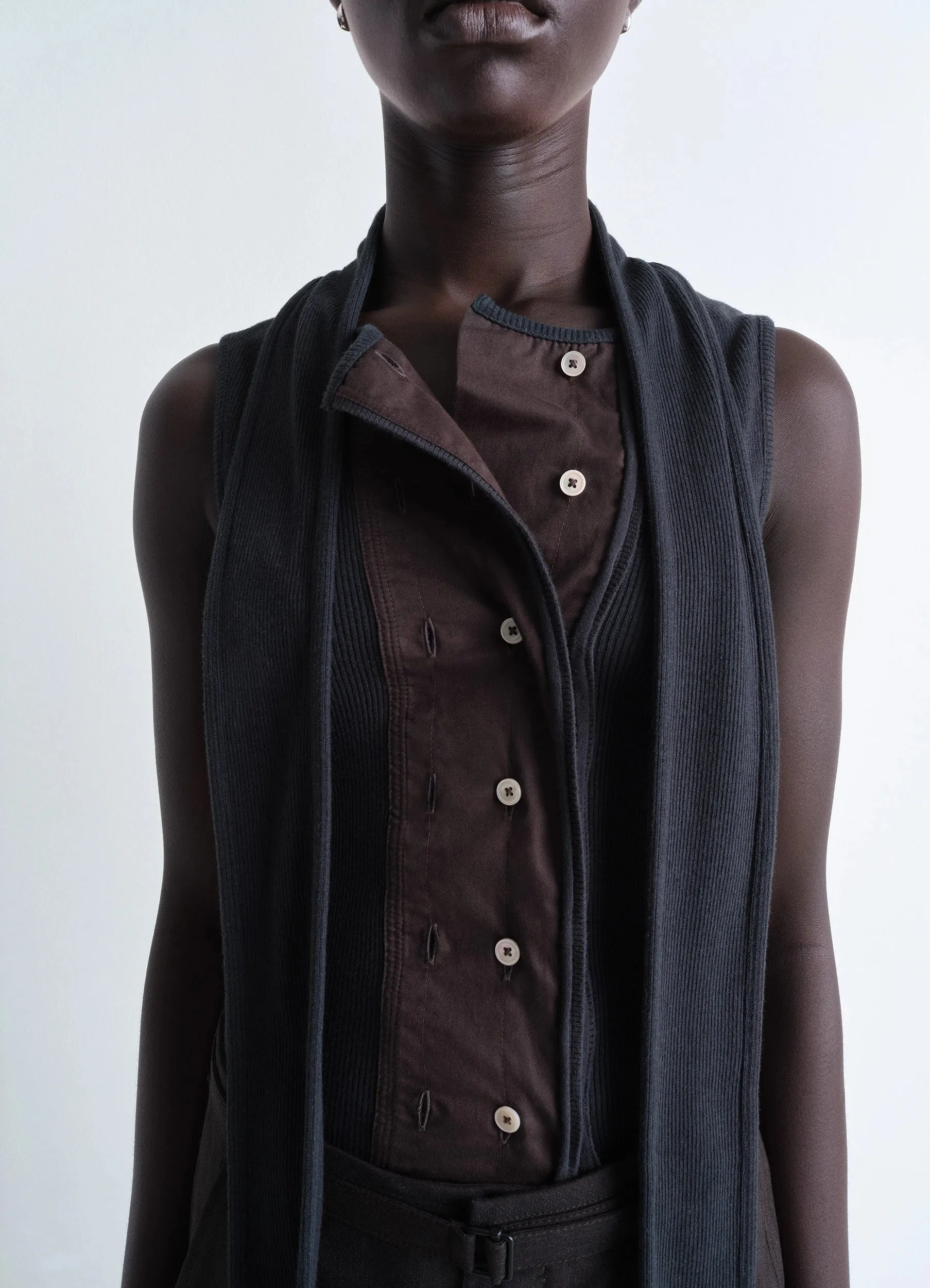 ASYMMETRICAL FITTED TOP