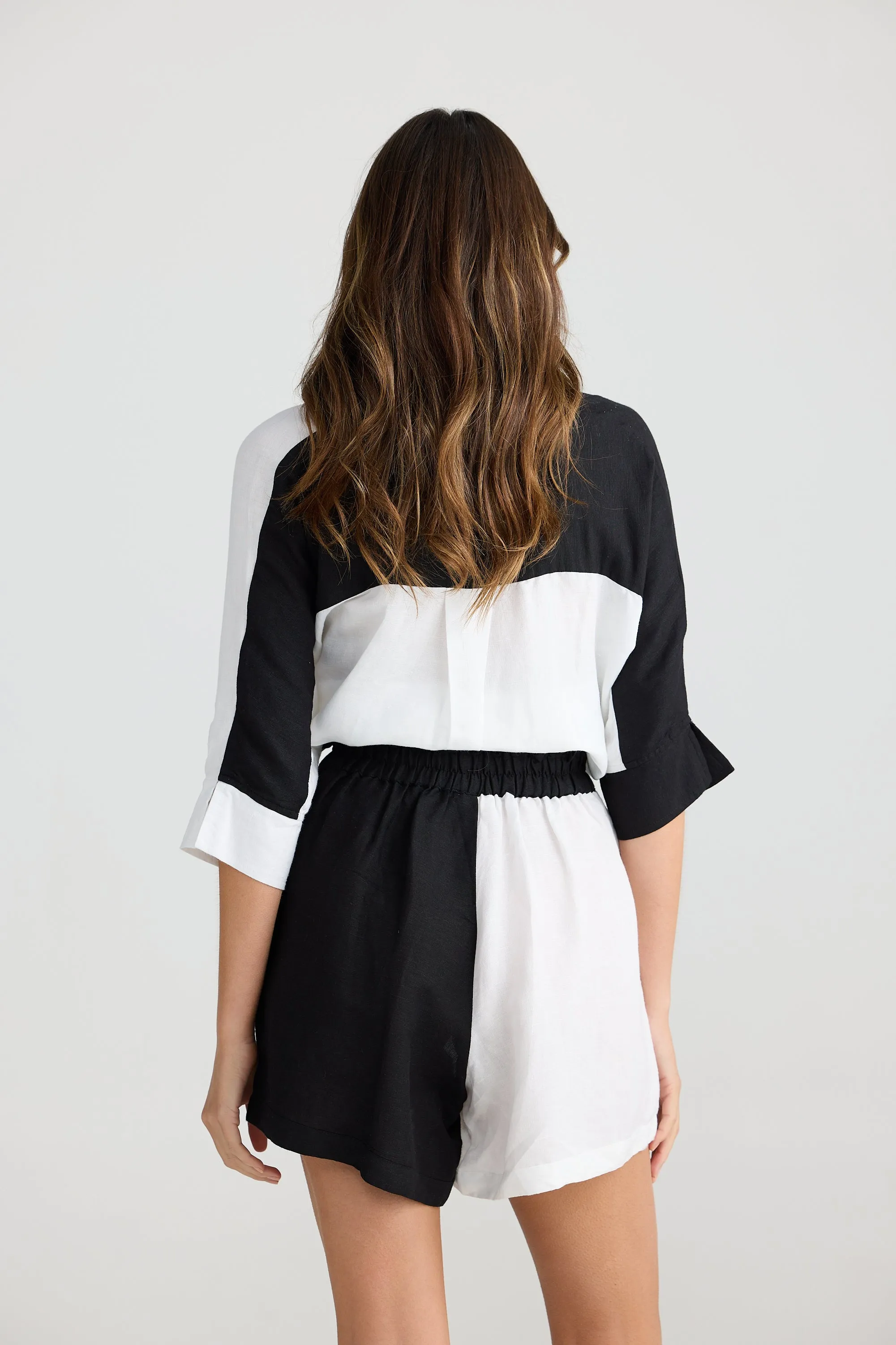 Checker Short Black/White