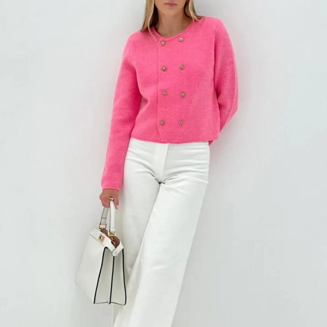 Chic light pink warm ladies cardigan with buttons - Stylish design for modern women