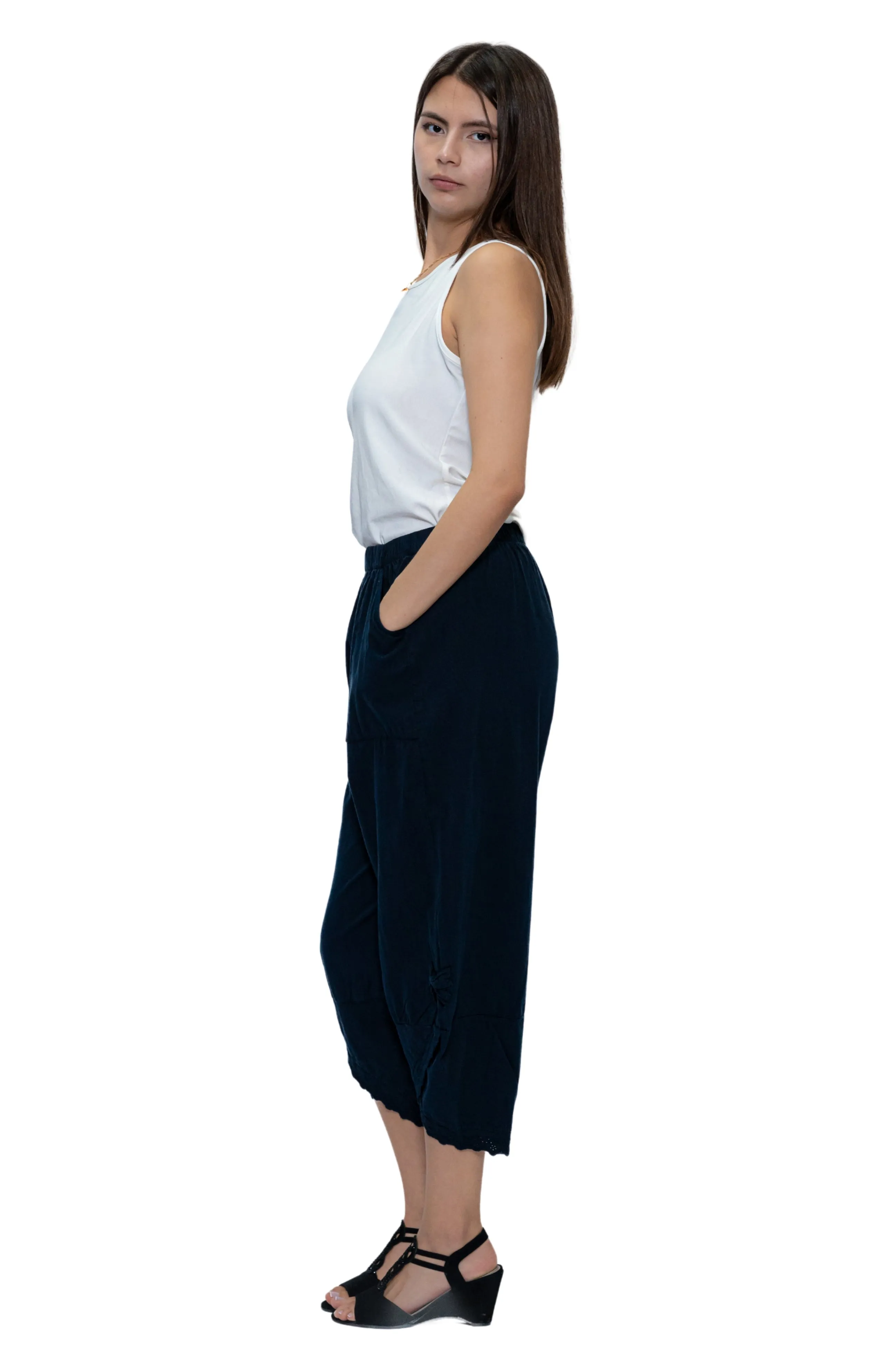 CHP-281 Cropped Capri Pants