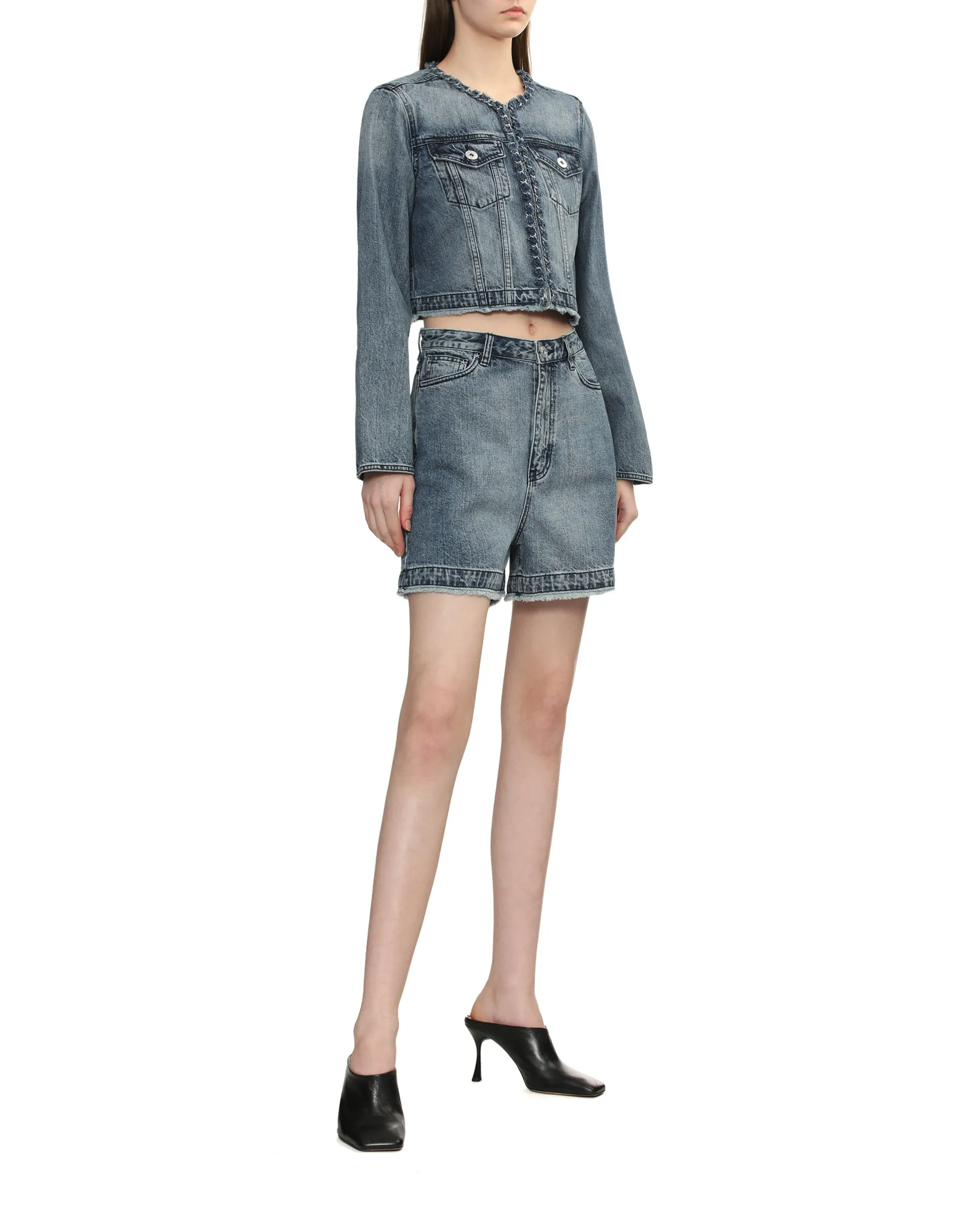 Cropped denim jacket