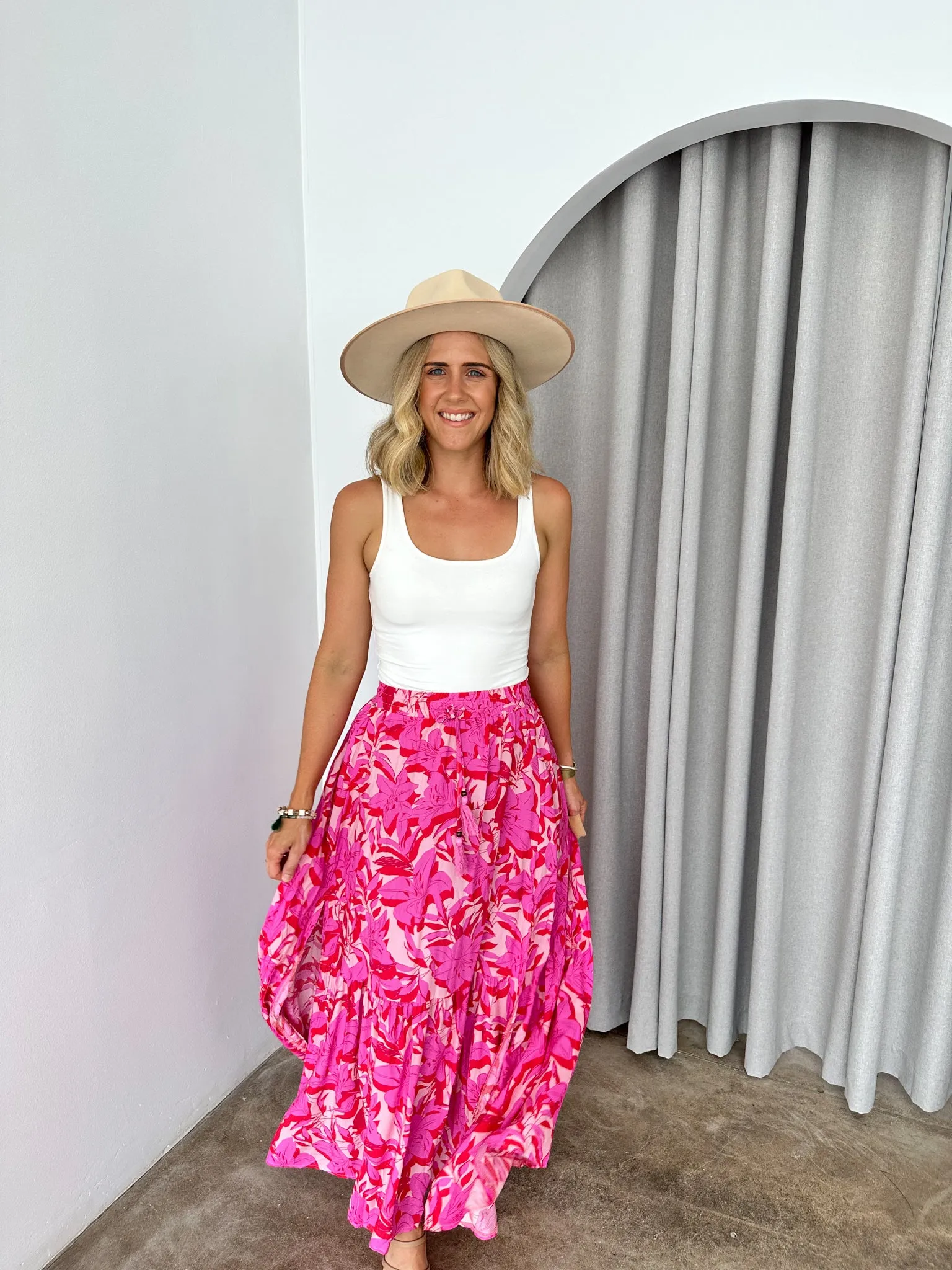 Drew Skirt- Pink/red floral