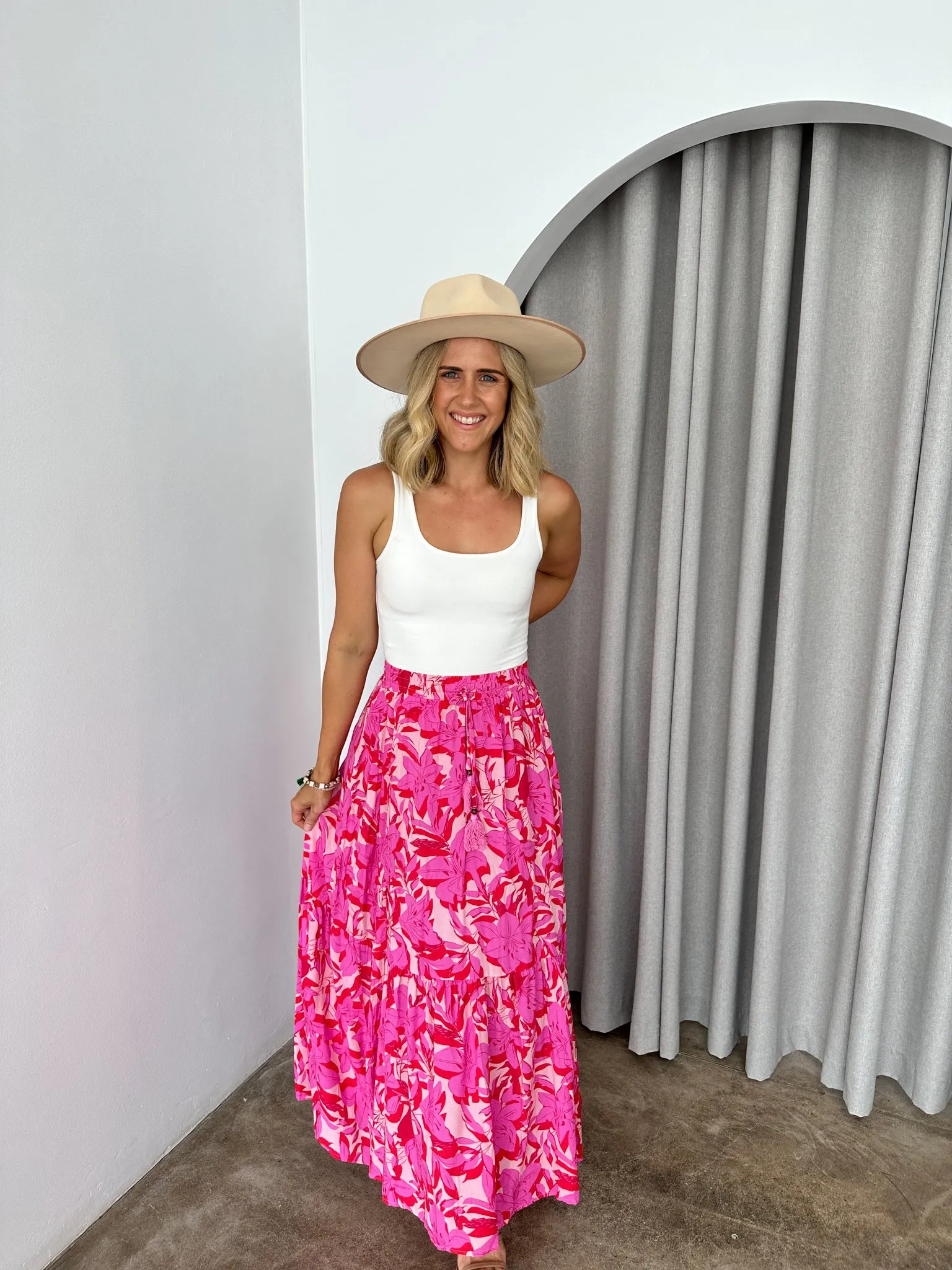 Drew Skirt- Pink/red floral