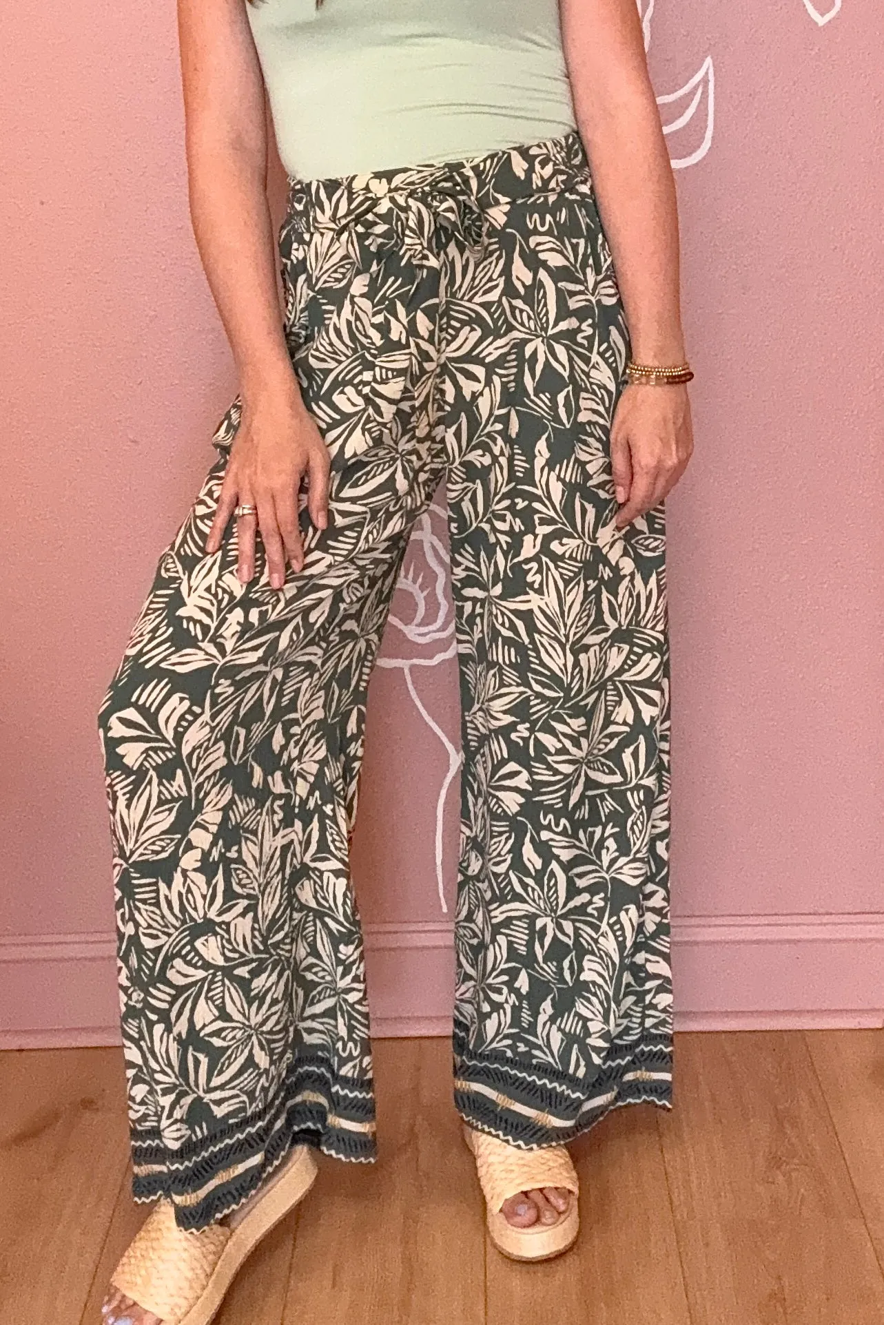 Harlow Leaf Print Wide Leg Pants