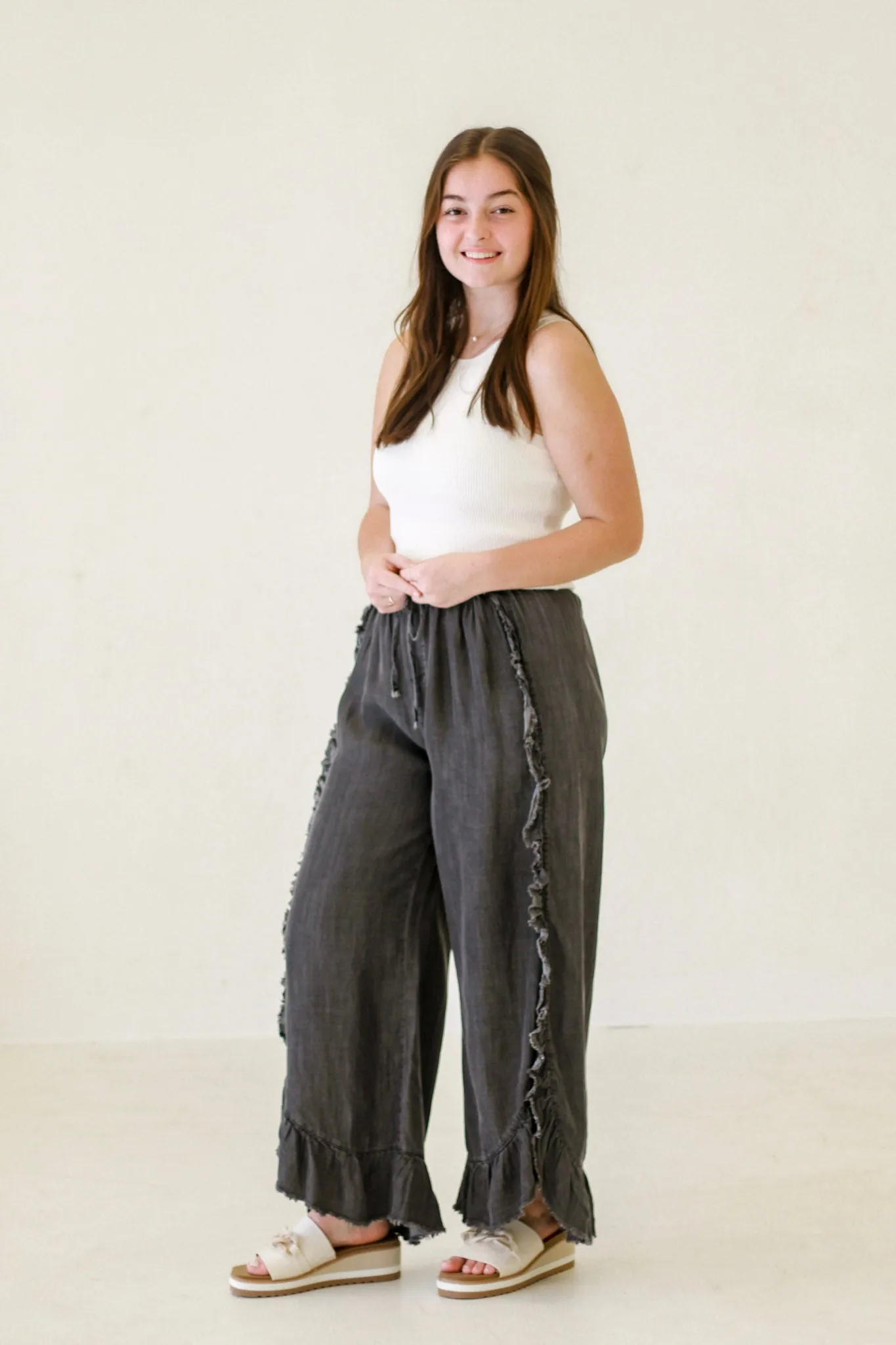 Maeve Washed Ruffle Chambray Pants - Black