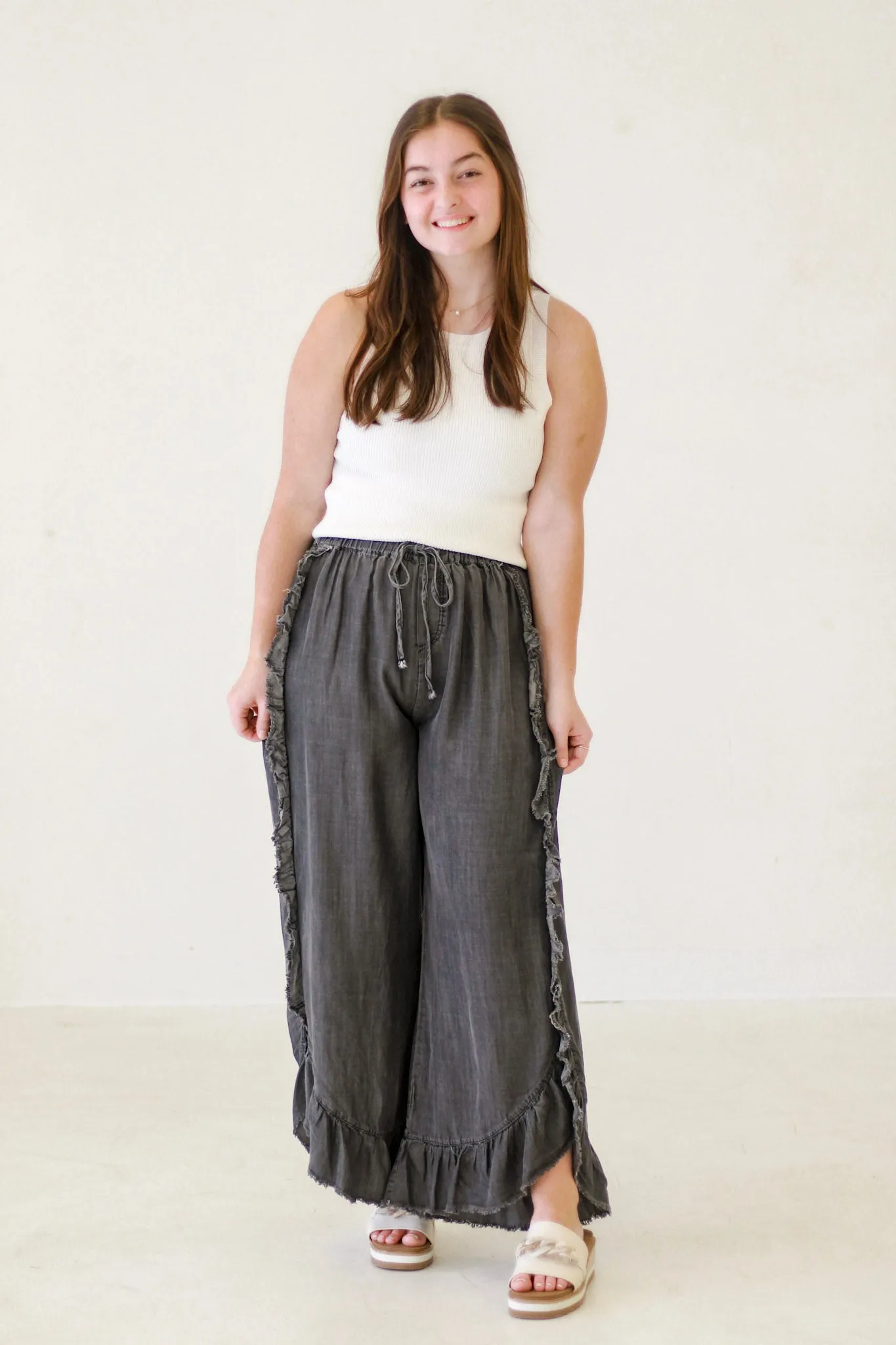 Maeve Washed Ruffle Chambray Pants - Black