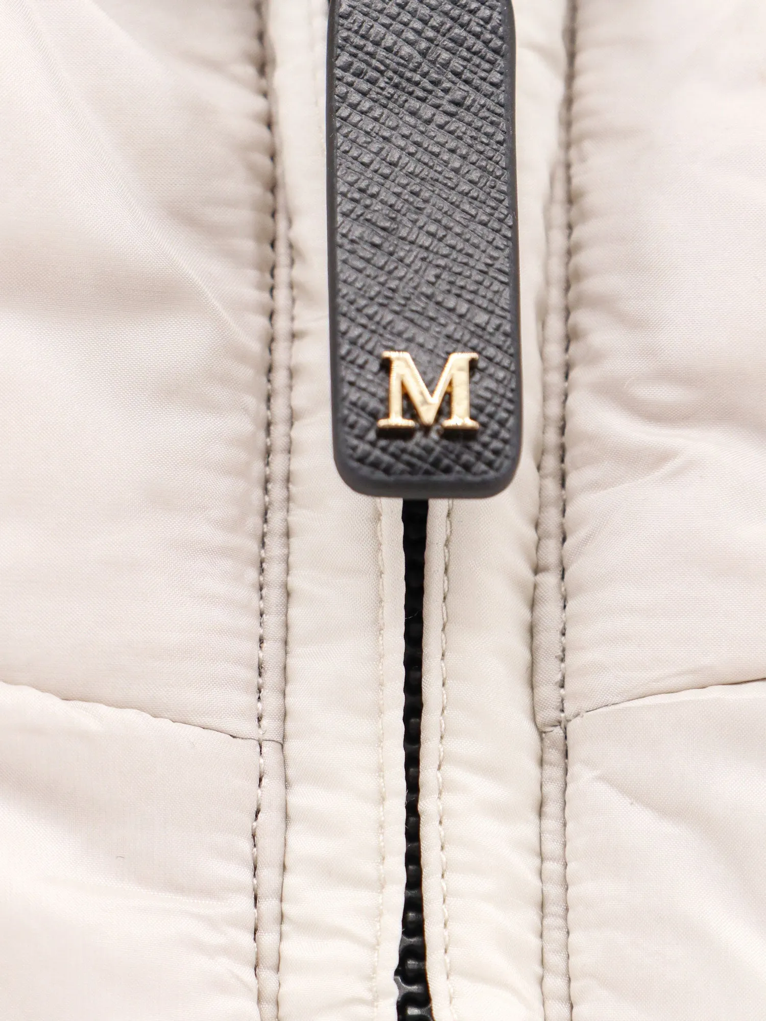 Max Mara The Cube The Cube Sleeveless Jacket With Cameluxe Padding