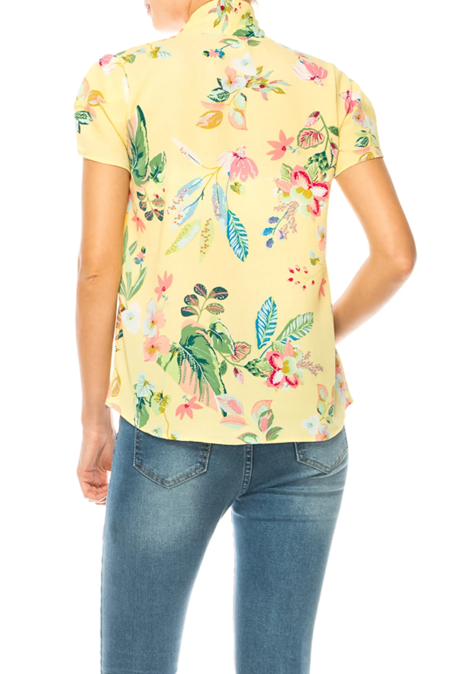 Plus size Floral Print Overlapping Short Sleeve Top with Front Tie Collar B2040 $12Each