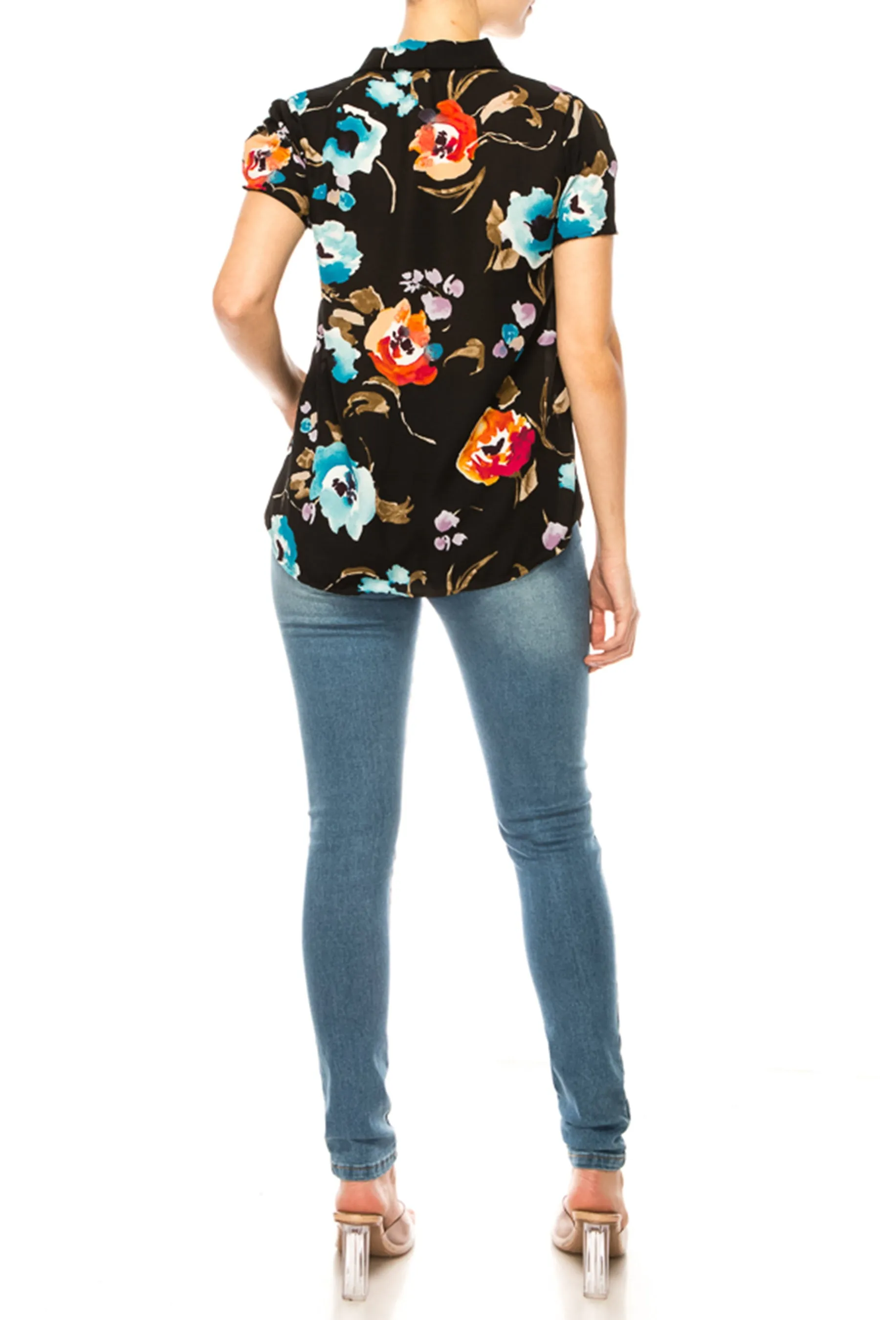 Plus size Floral Print Overlapping Short Sleeve Top with Front Tie Collar B2040 $12Each
