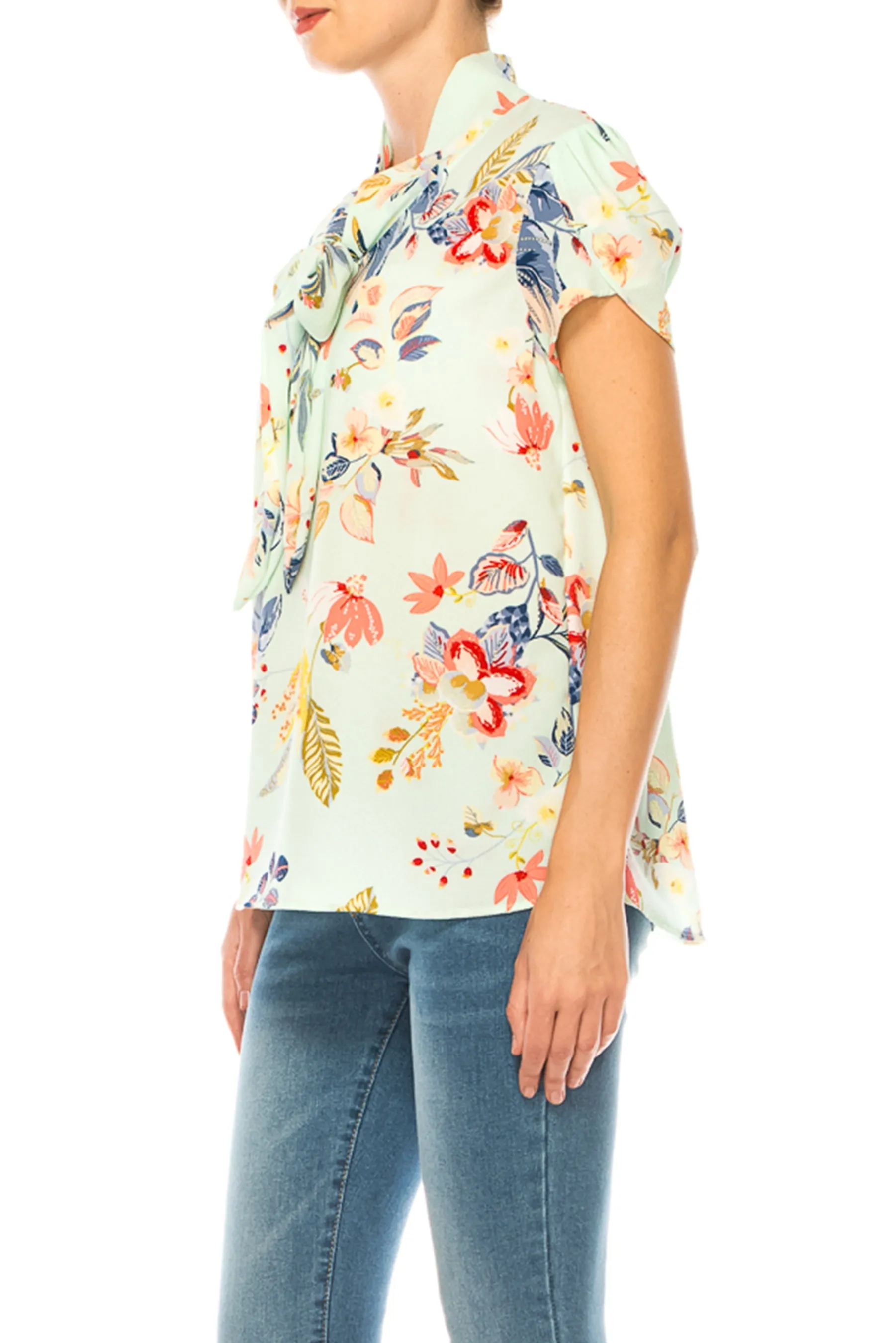 Plus size Floral Print Overlapping Short Sleeve Top with Front Tie Collar B2040 $12Each