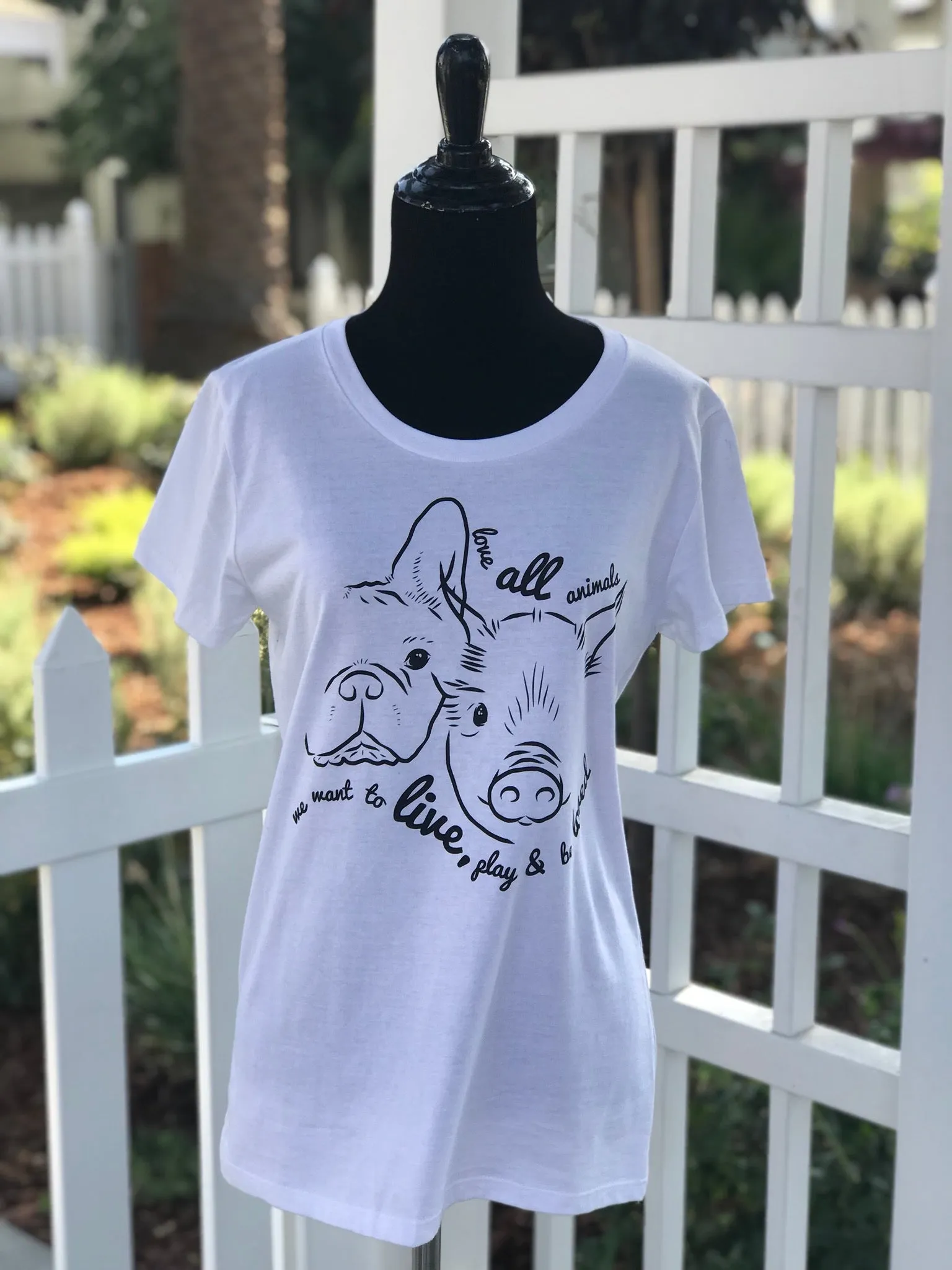Puppy & Piglet tee in WHITE ORGANIC