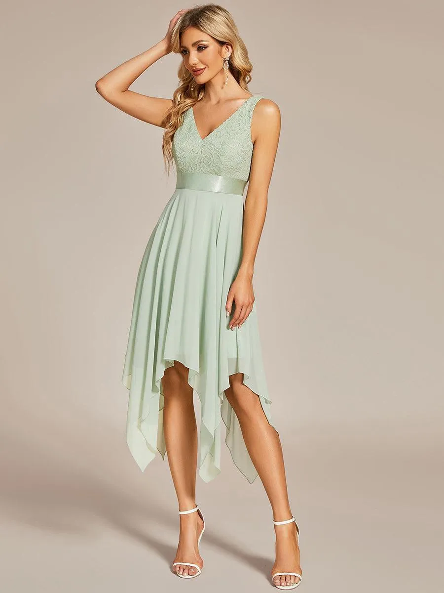Robe de bal à jupe irrégulière en mousseline