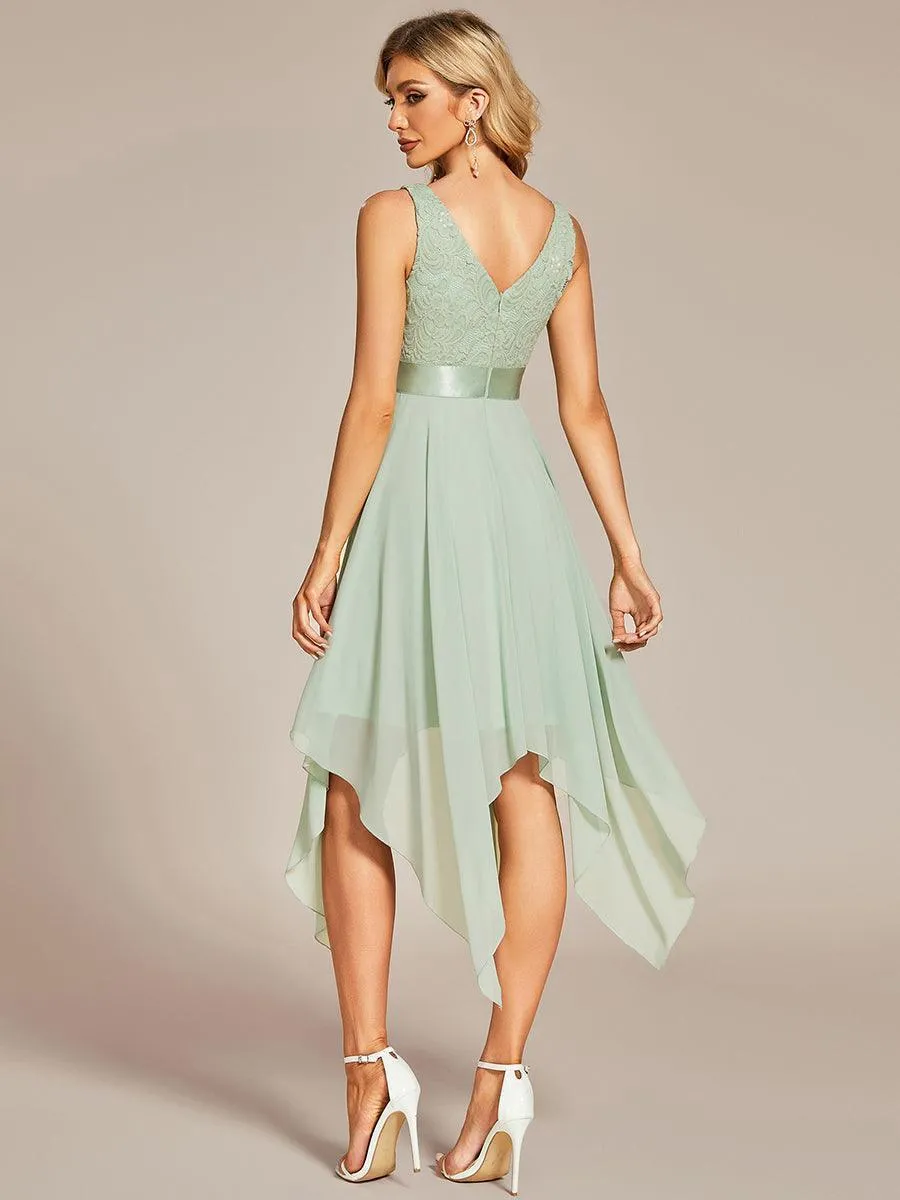 Robe de bal à jupe irrégulière en mousseline
