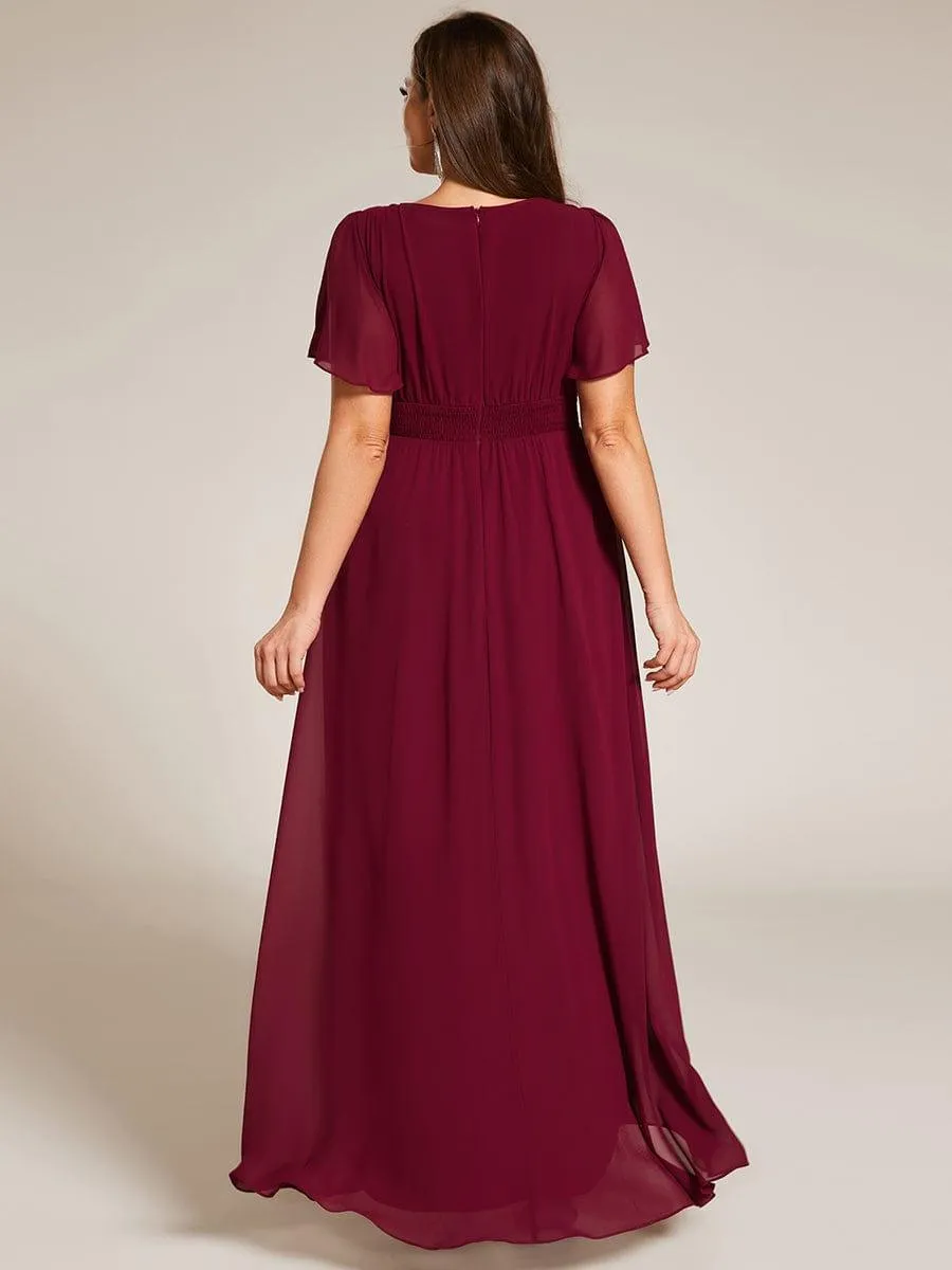 Robe de demoiselle d'honneur élégante en mousseline de soie à col rond et manches courtes