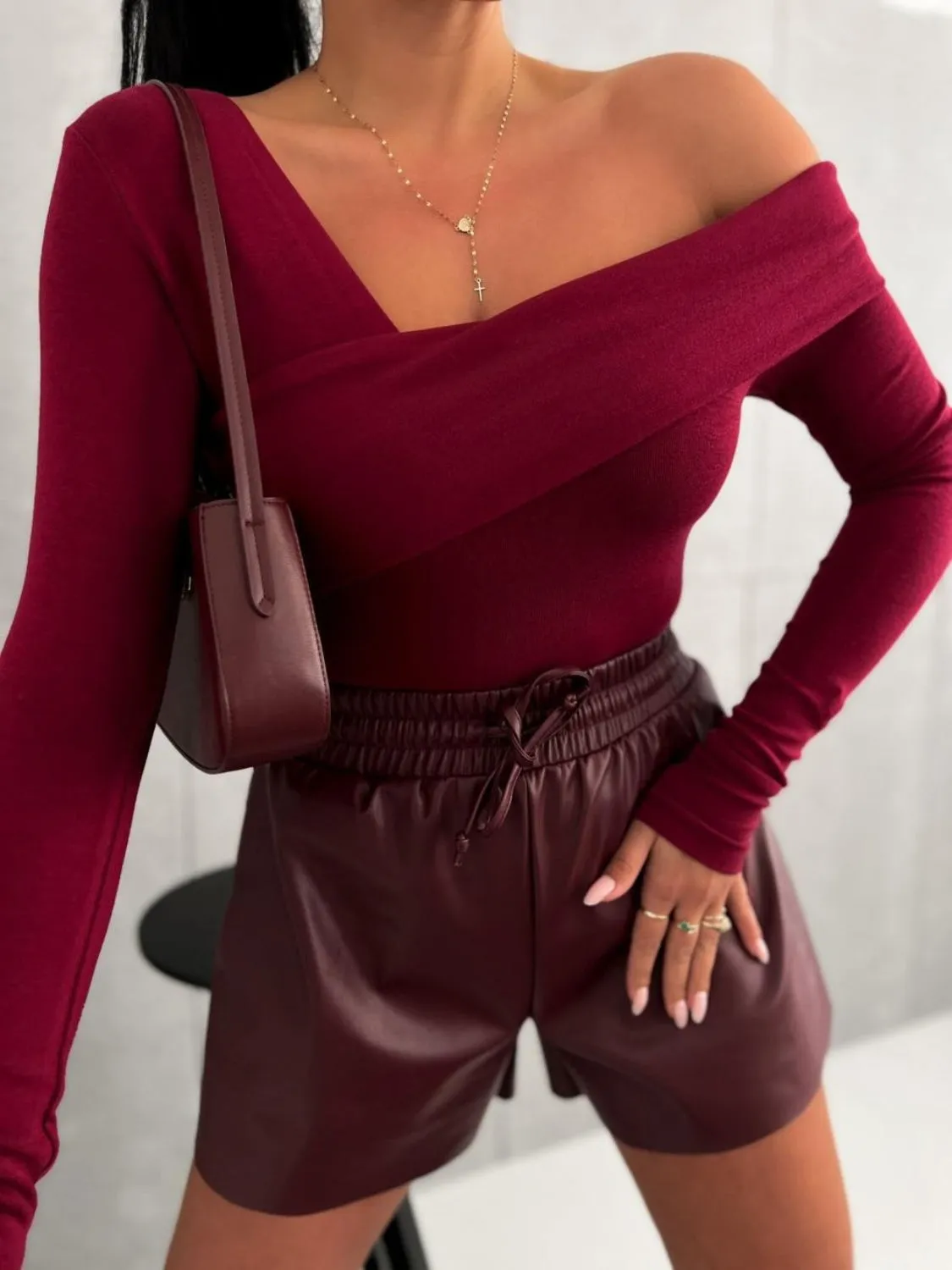 Single Shoulder Long Sleeve T-Shirt