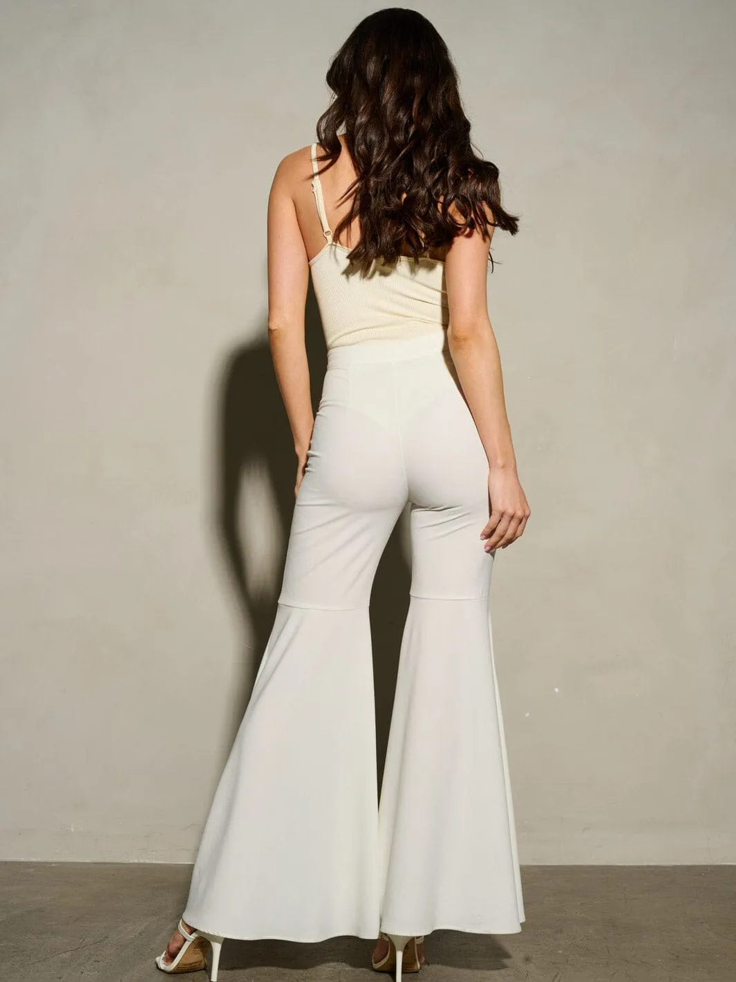 WOMEN'S ZIP UP RUFFLE LEGS PANTS